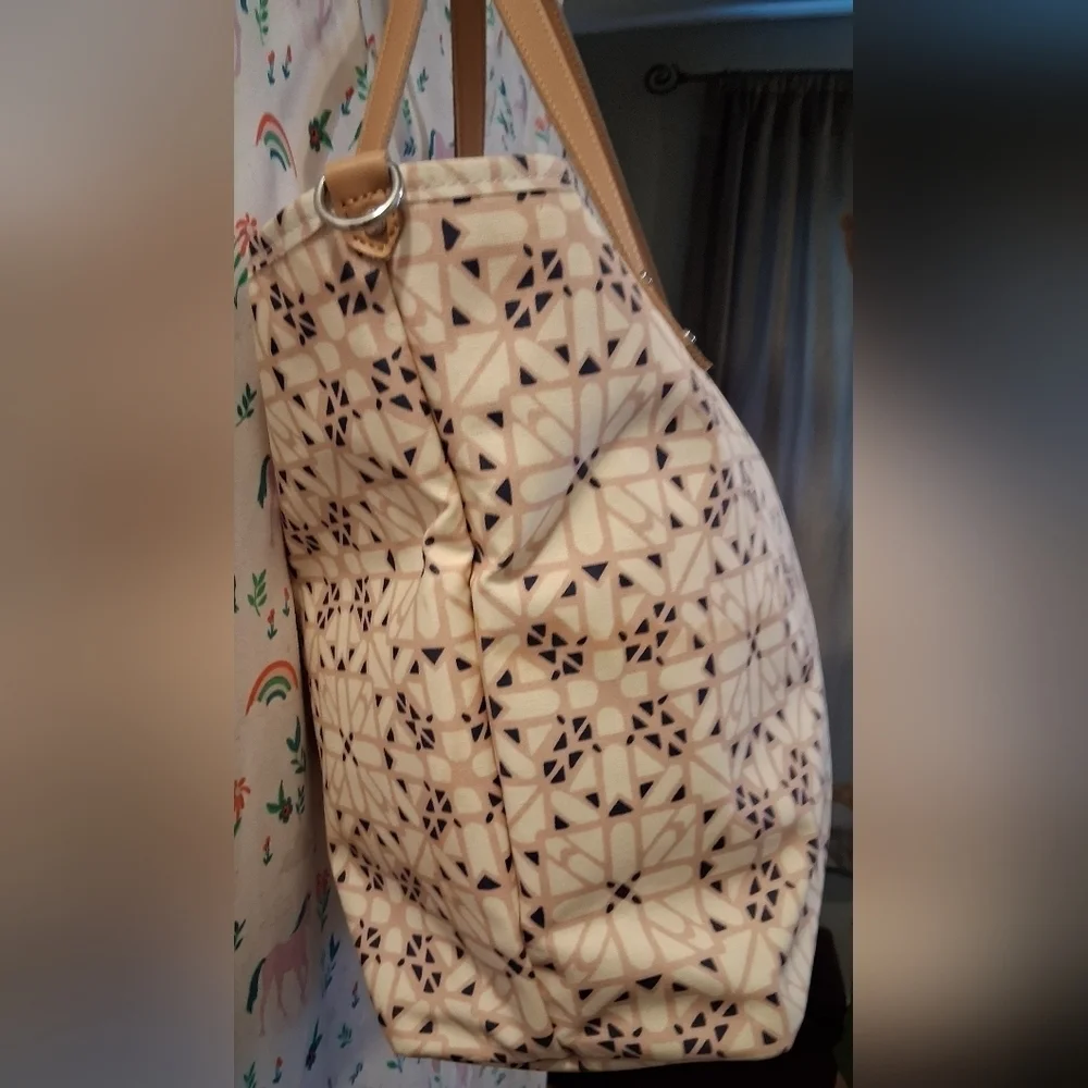 EUC Petunia Pickle Bottom Blooming Brixham Pink Diaper Travel Tote Purse Bag
